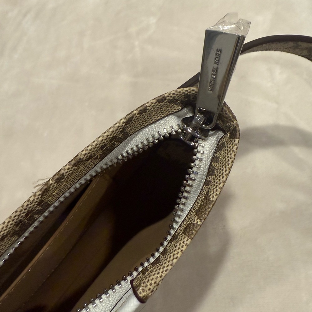 Michael Kors MK Logo White and Tan Belt Bag - Picture 7 of 7